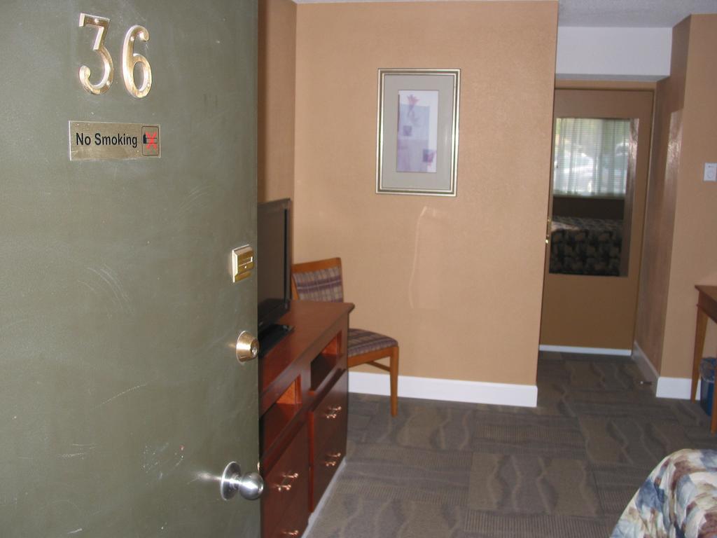The Scotsman Motel Victoria Exterior photo