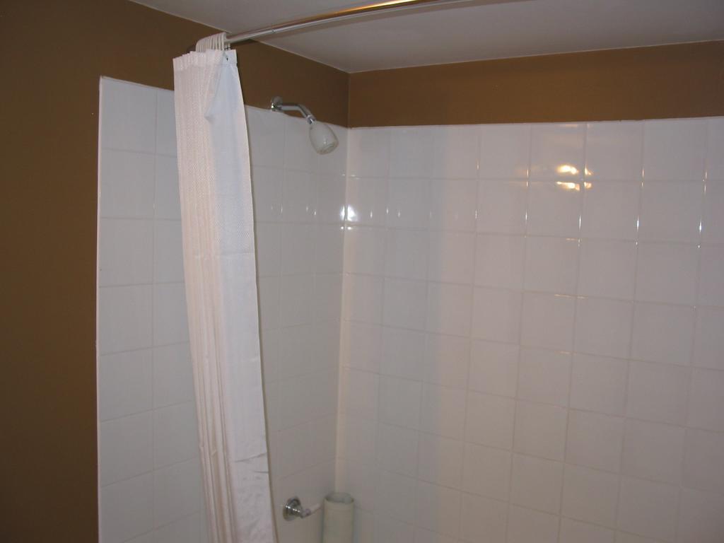 The Scotsman Motel Victoria Room photo